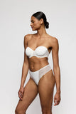 AZELIE String
